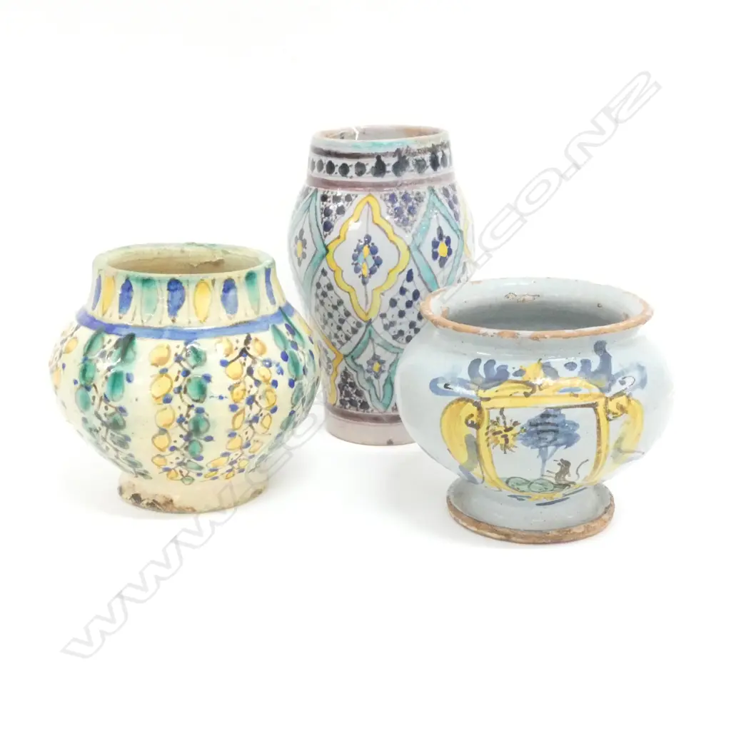 THREE MIDDLE EASTERN STYLE POTTERY VASES, L 180MM, SOME CHIPPING TO RIMS Image 1++