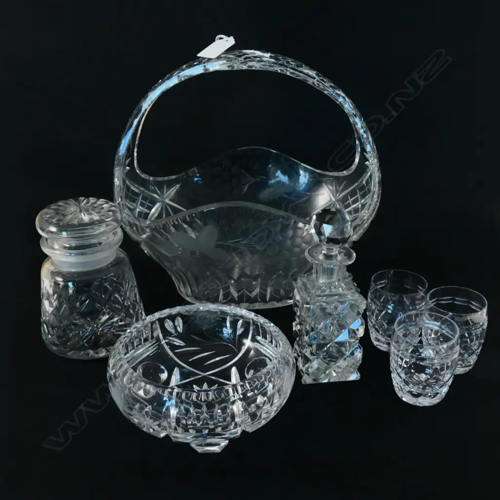 7 PCS CRYSTAL/GLASS, ROSE BOWL, JAR, DISH, BOTTLE ETC Image 1++