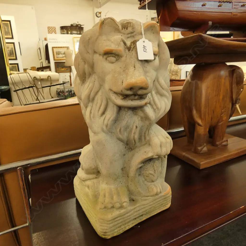PAIR PLASTER GARDEN LIONS, H. 380MM Image 1++