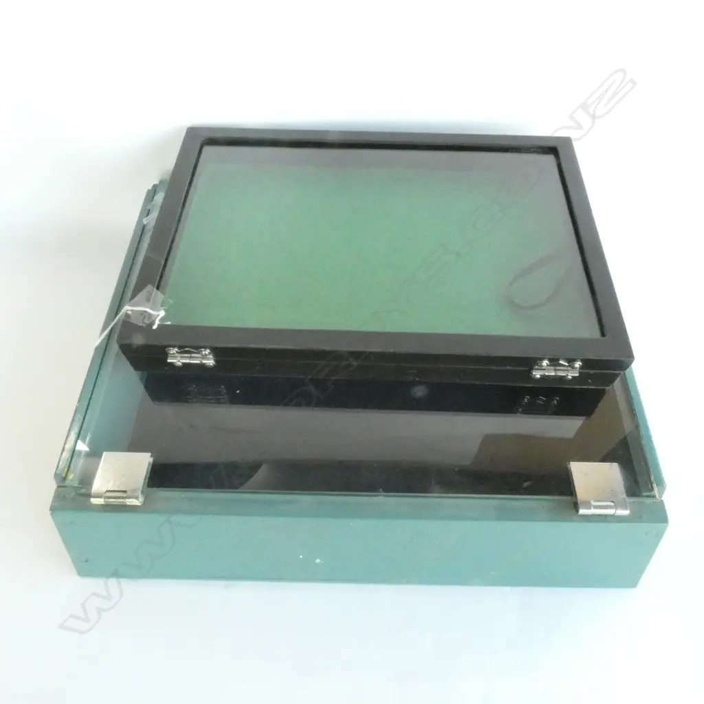 TWO GLASS FRONT DISPLAY BOXES, W. 405 X 355MM Image 1++