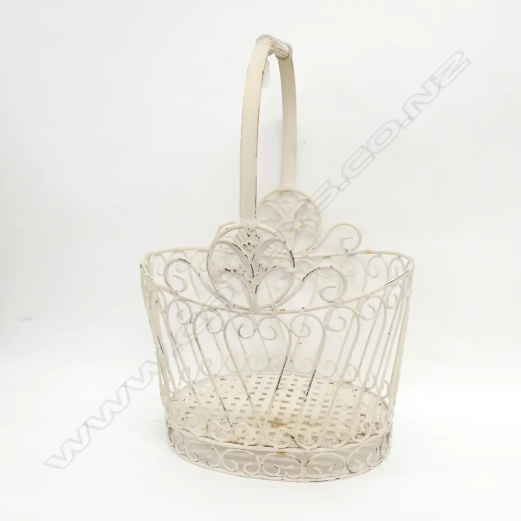WHITE METAL BASKET H. 530MM Image 1++