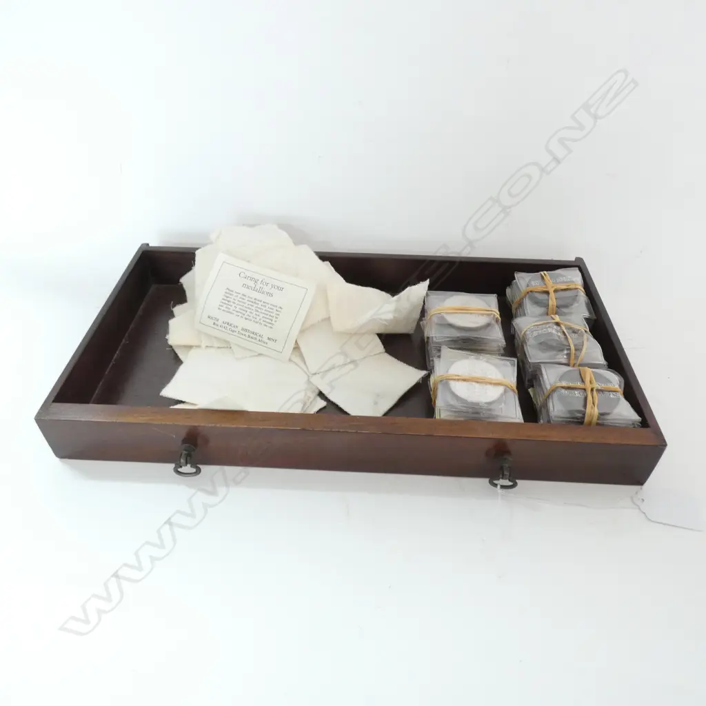 SET 50 SILVER SOUTH AFRICAN 'HISTORICAL MINT' COIN SET Image 1++