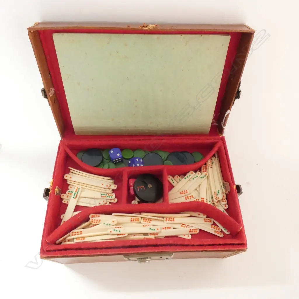 BONE & BAMBOO MAHJONG SET IN LEATHER TRAVEL LIKE CASE... Image 1++