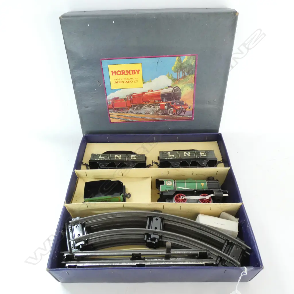 'HORNBY TRAIN M1 GOODS SET' IN ORIGINAL BOX. (18927) Image 1++