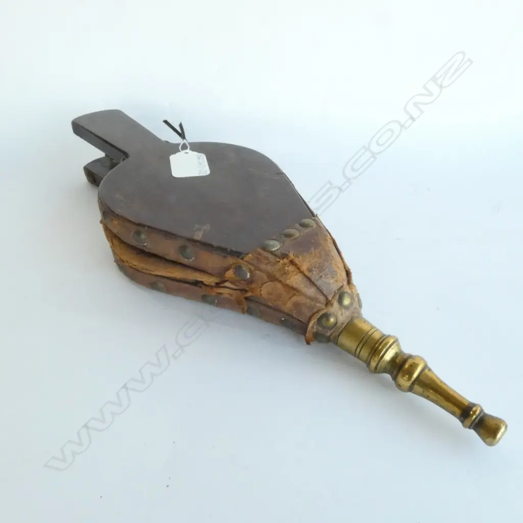 SMALL BRASS & LEATHER BELLOWS L. 350MM Image 1++