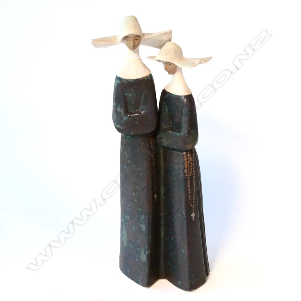 LLADRO NUNS GRES GLAZE H. 335MM Image 1++