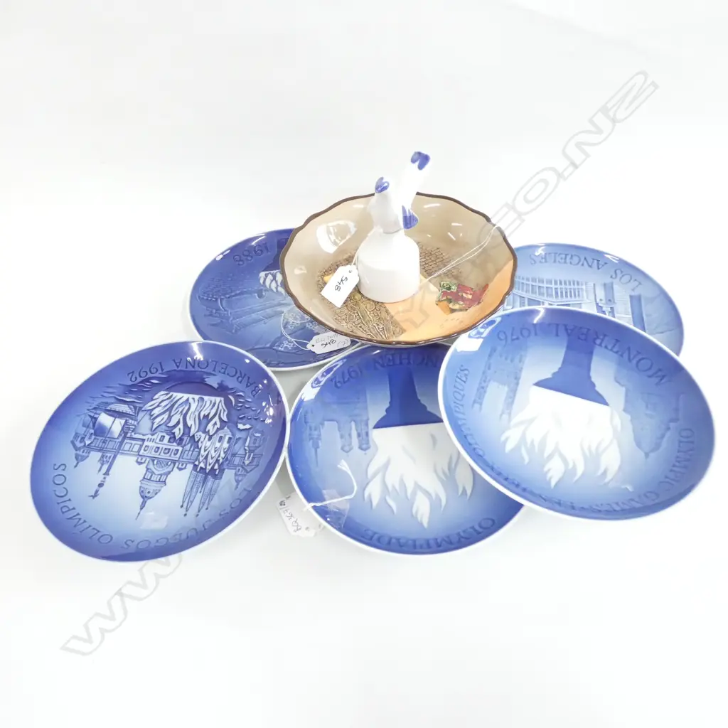 FOUR COPENHAGEN WALL PLATES + ROYAL WORCESTER FIGURINE + R/DOULTON BOWL Image 1++