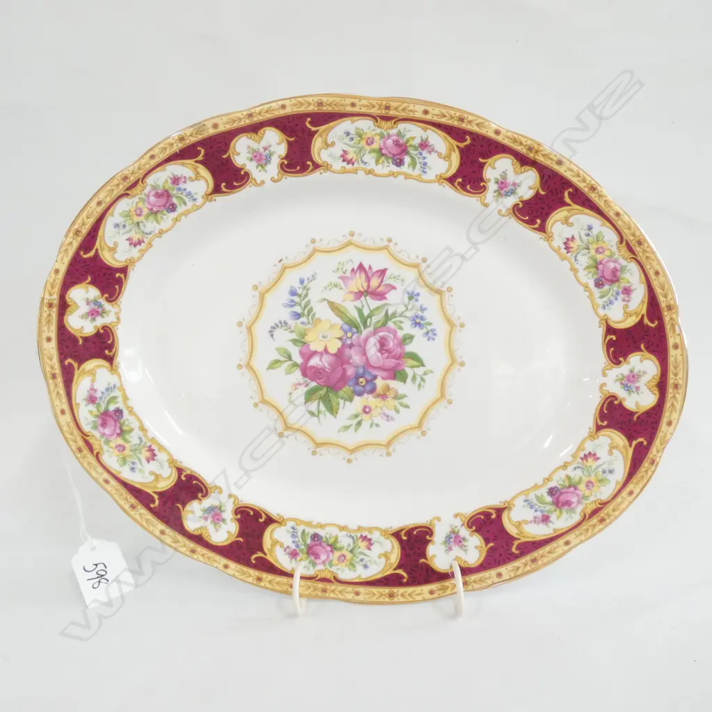 ROYAL ALBERT LADY HAMILTON OVAL PLATTER, W. 325MM Image 1++