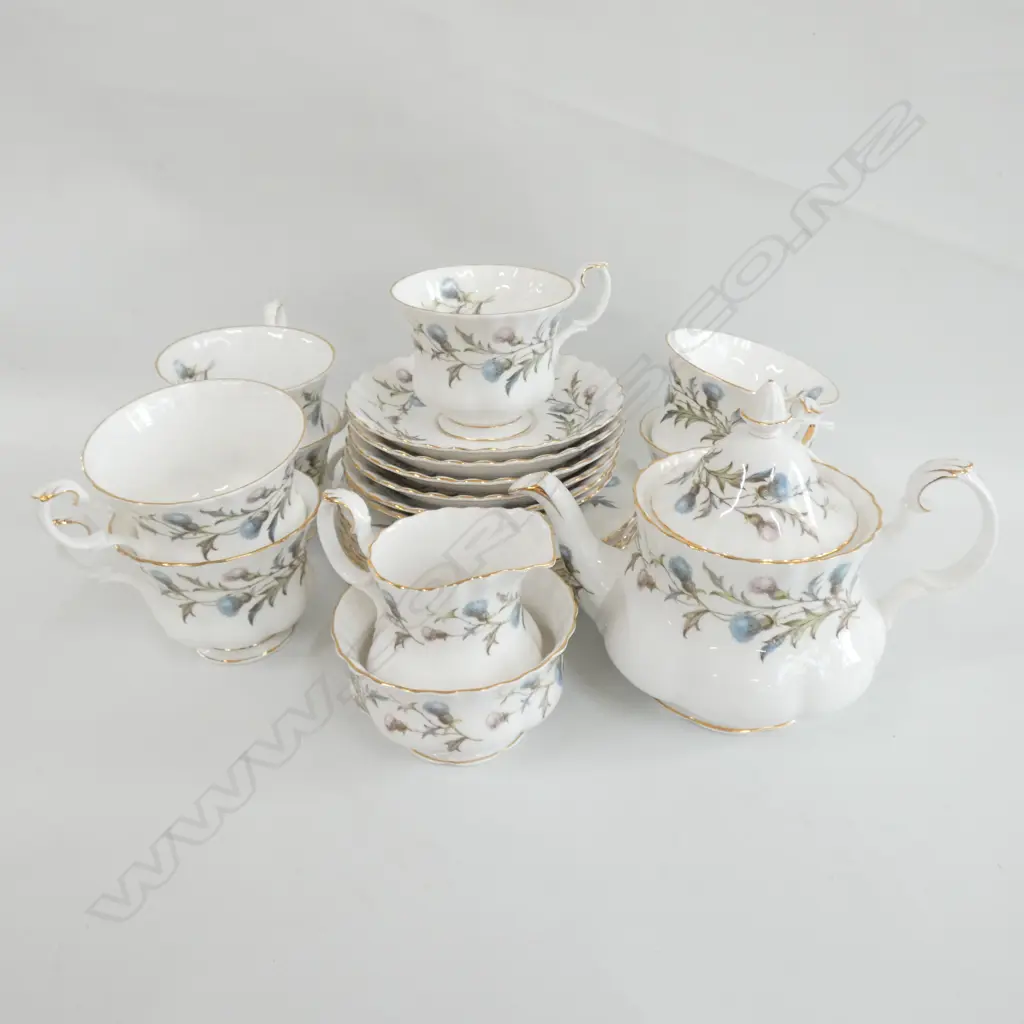 23 PCE R/ALBERT 'BRIGADOON' TEA SET Image 1++