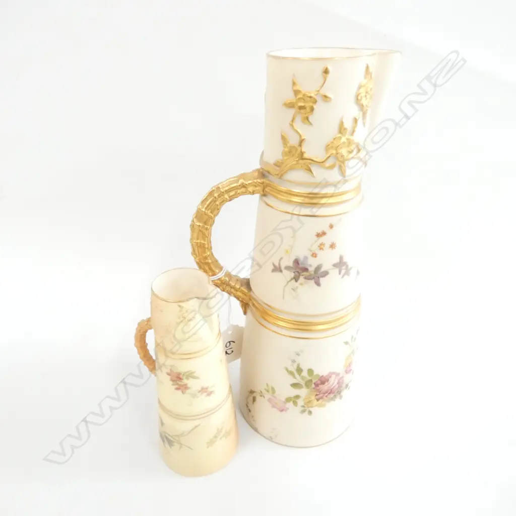 ROYAL WORCESTER 2 JUGS H. 220MM Image 1++