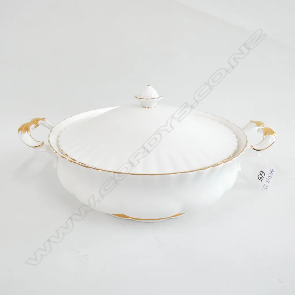 ROYAL ALBERT VAL D'OR LIDDED TUREEN, DIA. 220MM Image 1++