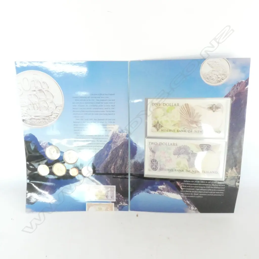 NZ COIN & NOTE PACK  Image 1++