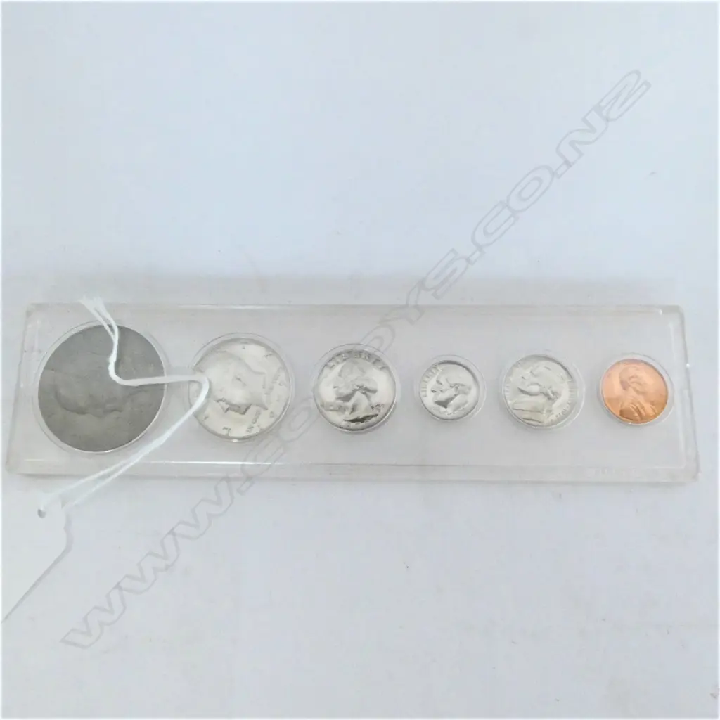AMERICAN 1972 COIN SET Image 1++