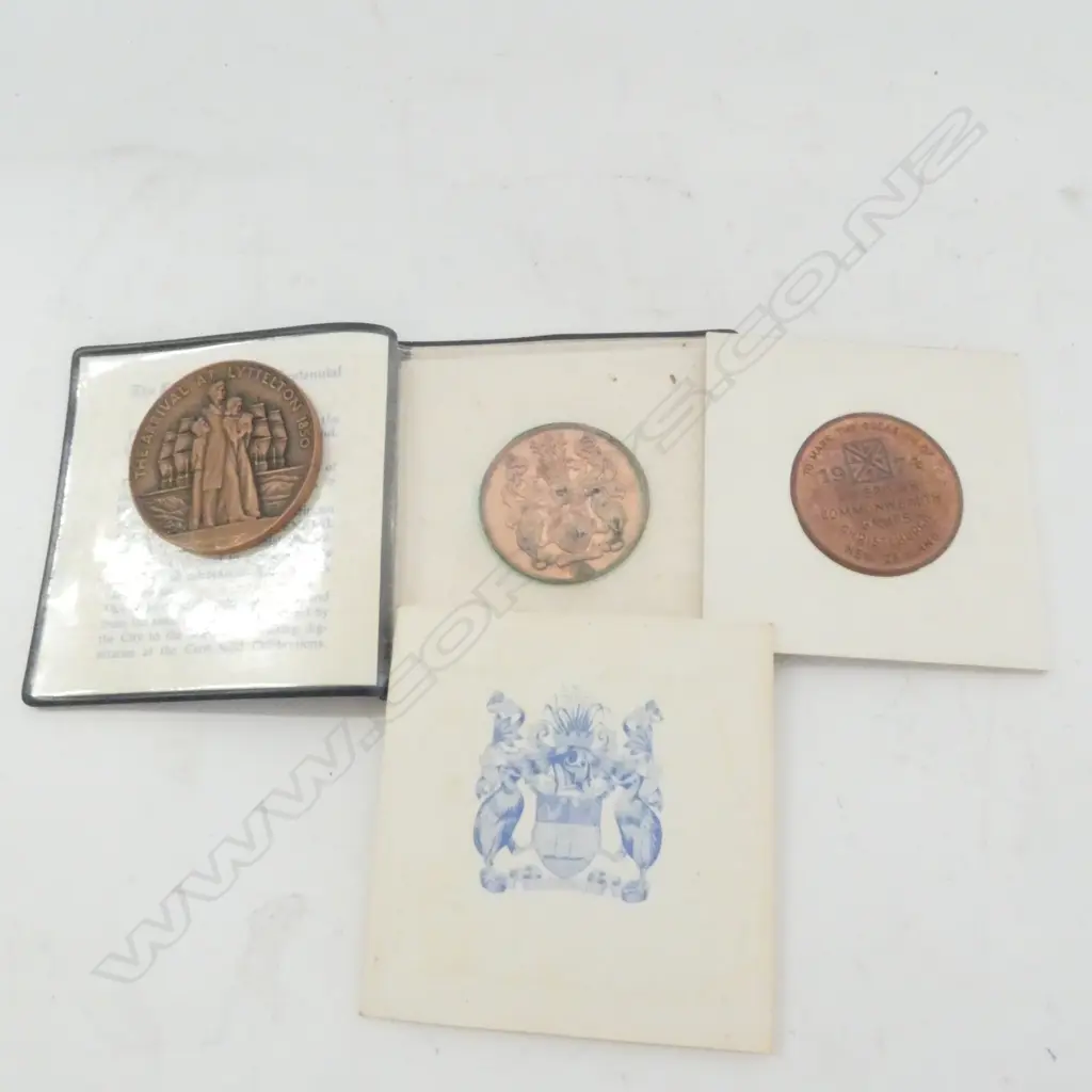 3 COMMEMORATIVE NZ TOKENS  Image 1++