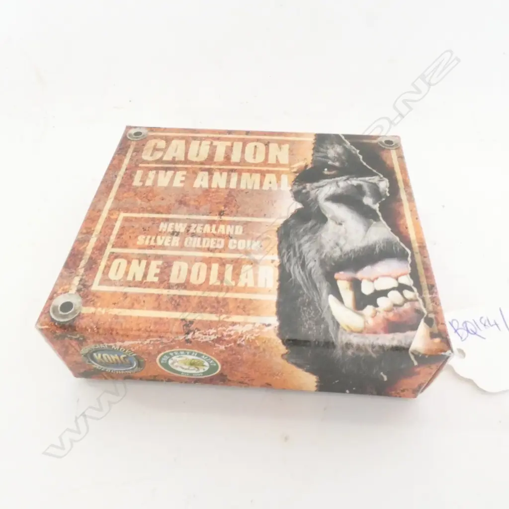 NZ SILVER GILDED ONE DOLLAR KING KONG COIN BOXED Image 1++