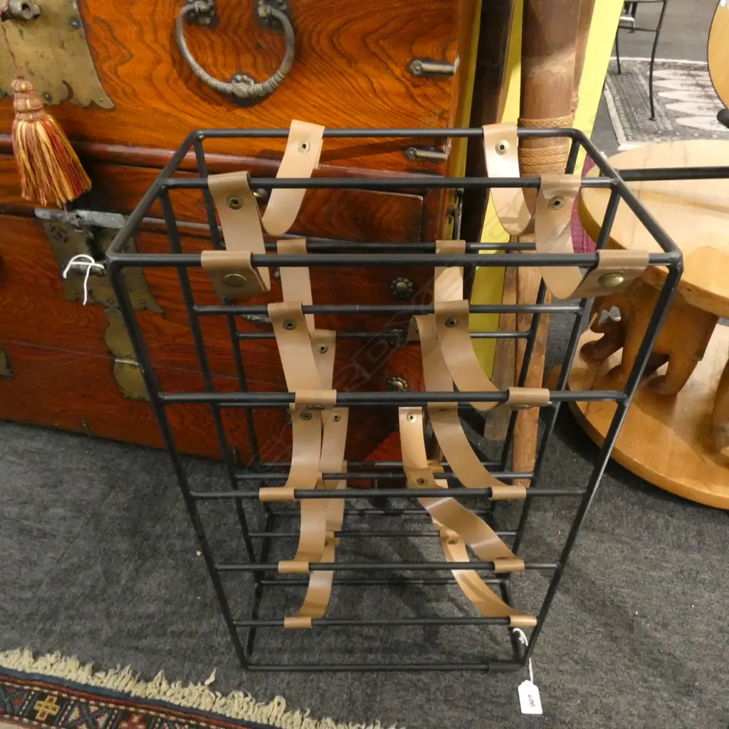 METAL & LEATHERETTE 10 BOTTLE WINE RACK Image 1++