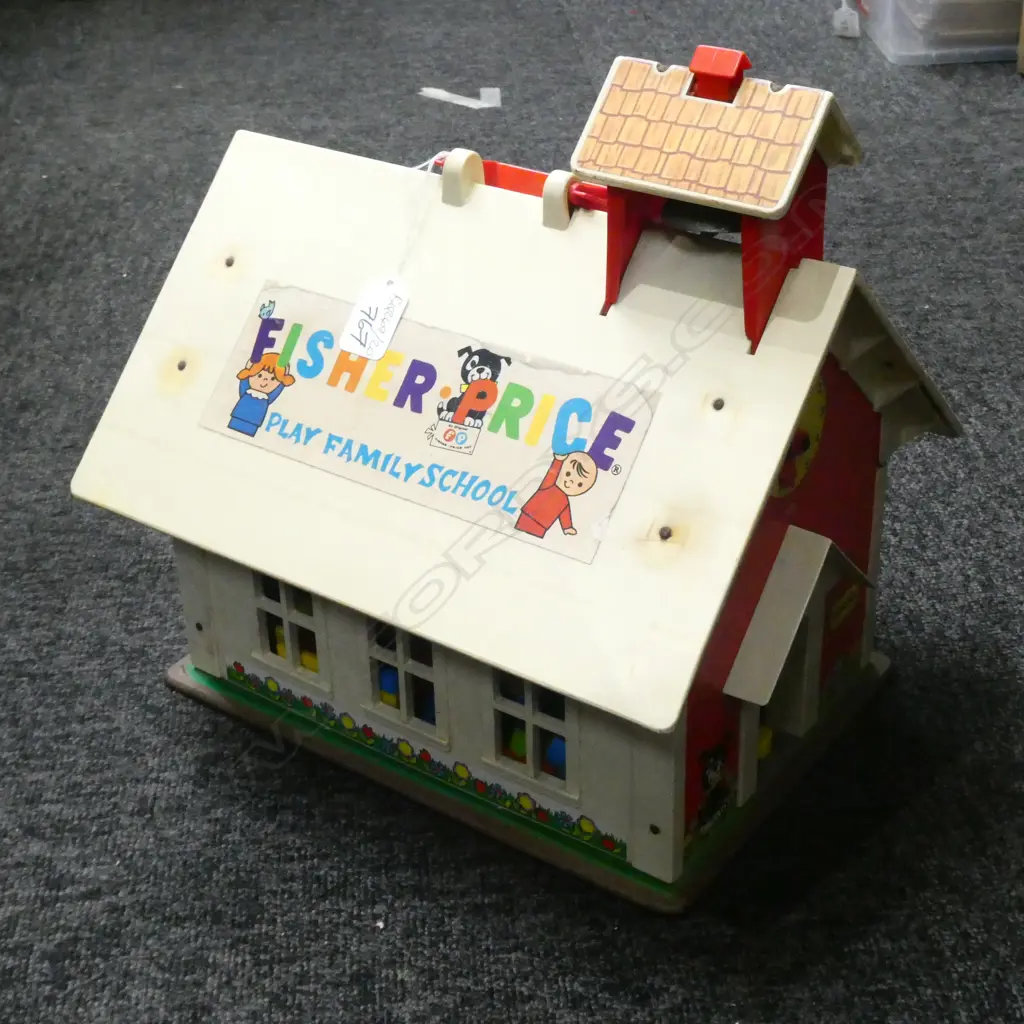VINTAGE FISHER PRICE SCHOOL COMPLETE L. 300MM Image 1++