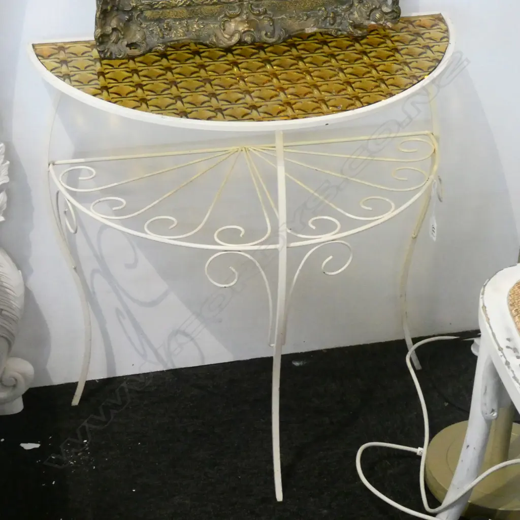 VINTAGE WHITE PAINTED METAL DEMILUNE TABLE AMBER GLASS TOP H. 650MM Image 1++