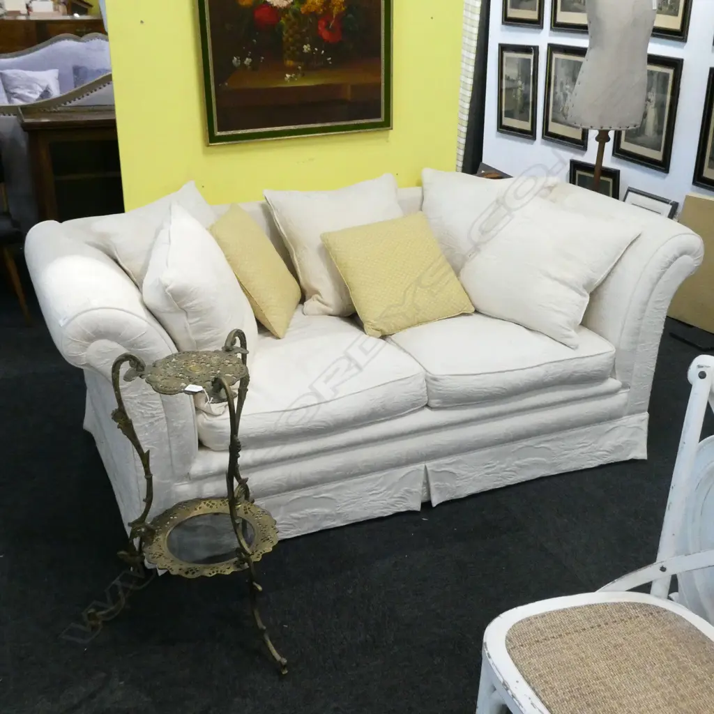 WHITE UPHOLSTERED SOFA AF L. 1950MM Image 1++