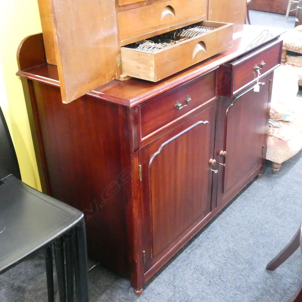 SIDEBOARD W. 1270MM AF Image 1++