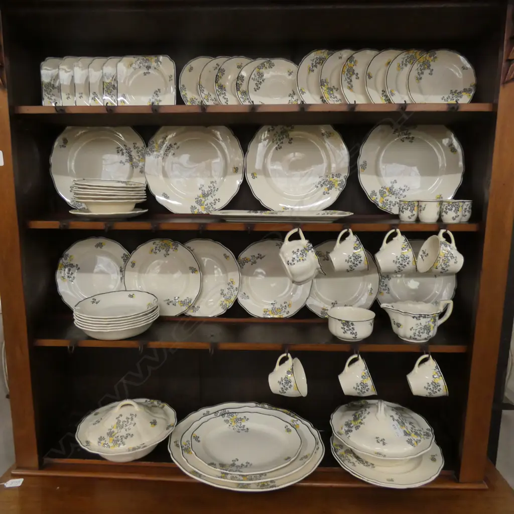 LG ROYAL DOULTON CARNIVAL DINNER SET 63 PCS Image 1++