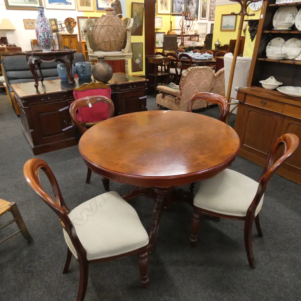 VICTORIAN STYLE REPRODUCTION EXTENSION PEDESTAL TABLE & 4 BALLOON BACK CHAIRS Image 1++