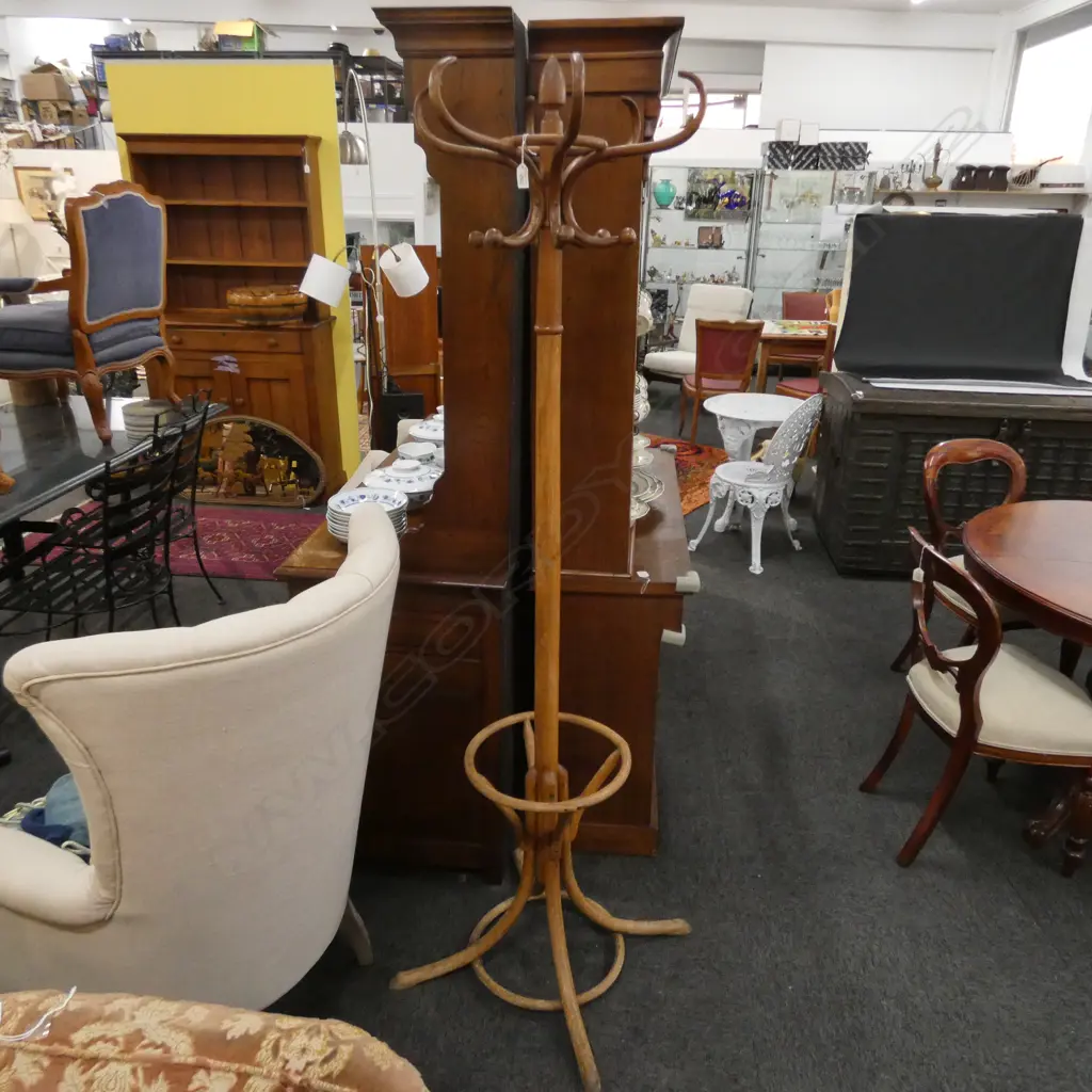 FRENCH BENTWOOD COAT HANGER MINOR AF H. 1900MM Image 1++