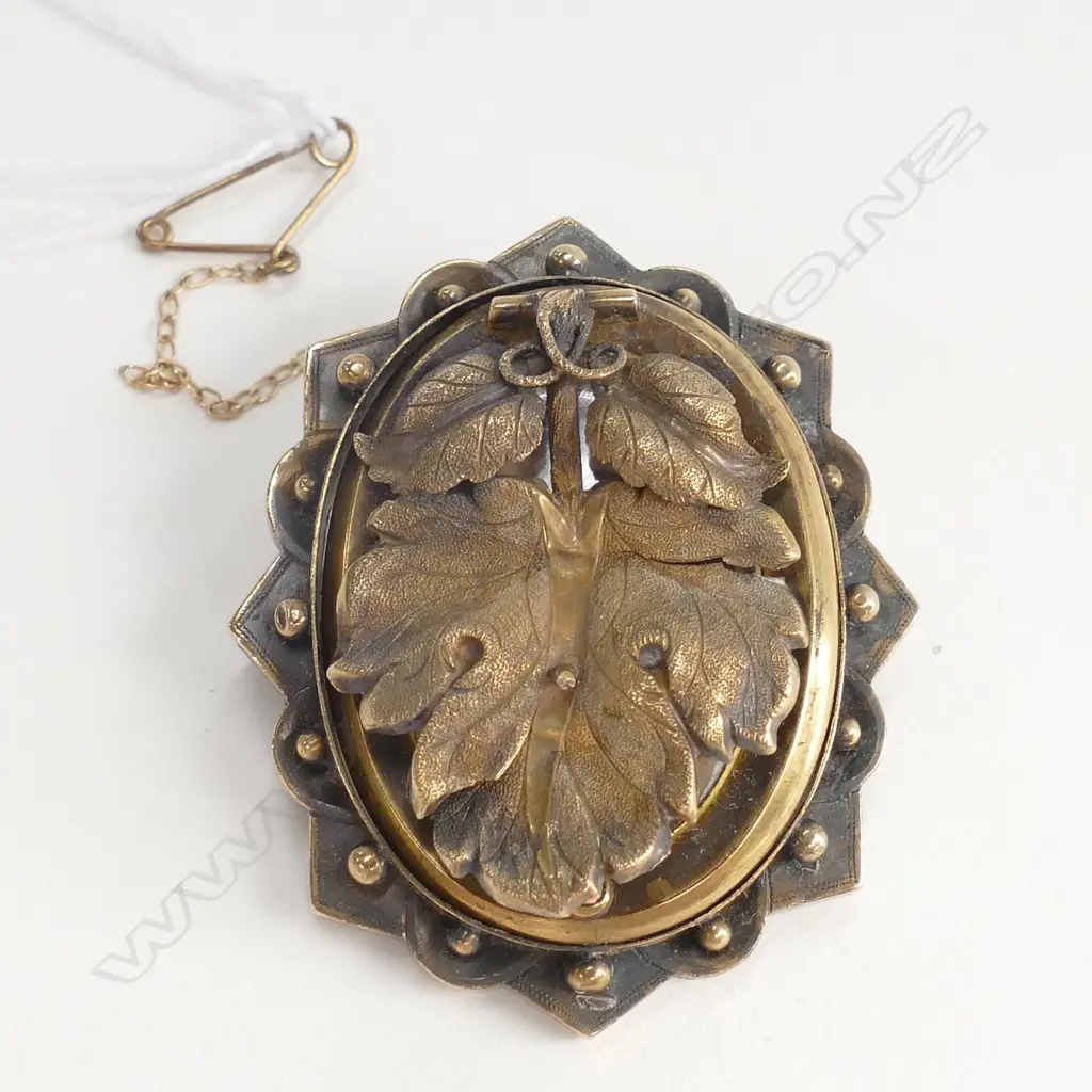 15ct GOLD FRAMED (TESTED) VICT. SWIVEL PORTRAIT BROOCH/LOCKET (HINGED COVER FAULTED) Image 1++