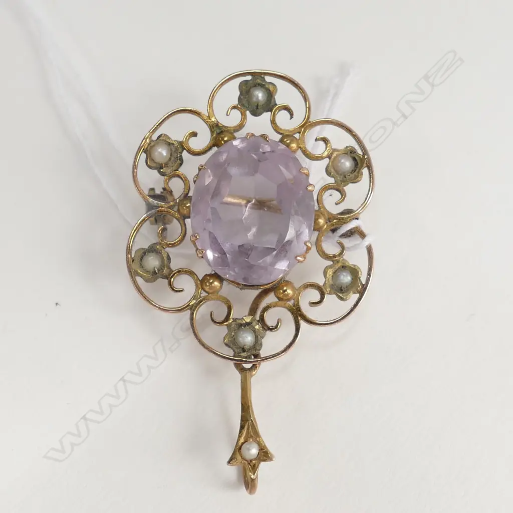 9ct GOLD EDWARDIAN BROOCH SET w AMETHYST & PEARLS. 4gm Image 1++