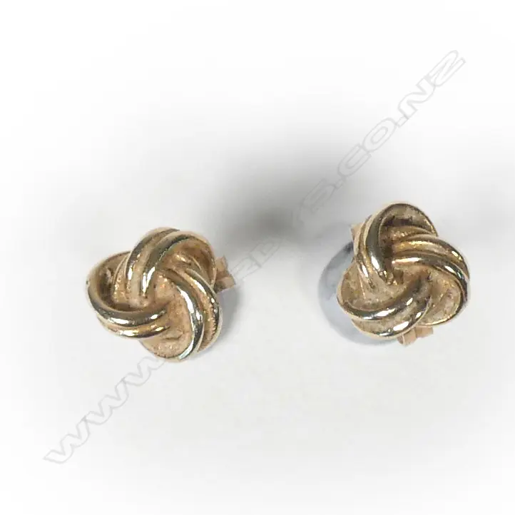 PAIR 9CT GOLD KNOT EARRINGS 1.11GM Image 1++