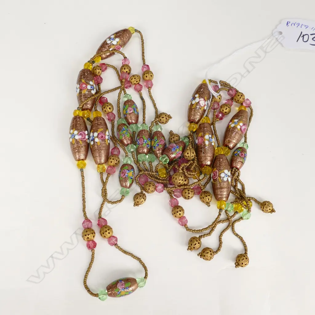 VENETIAN BEAD SARTOIR NECKLACE  Image 1++