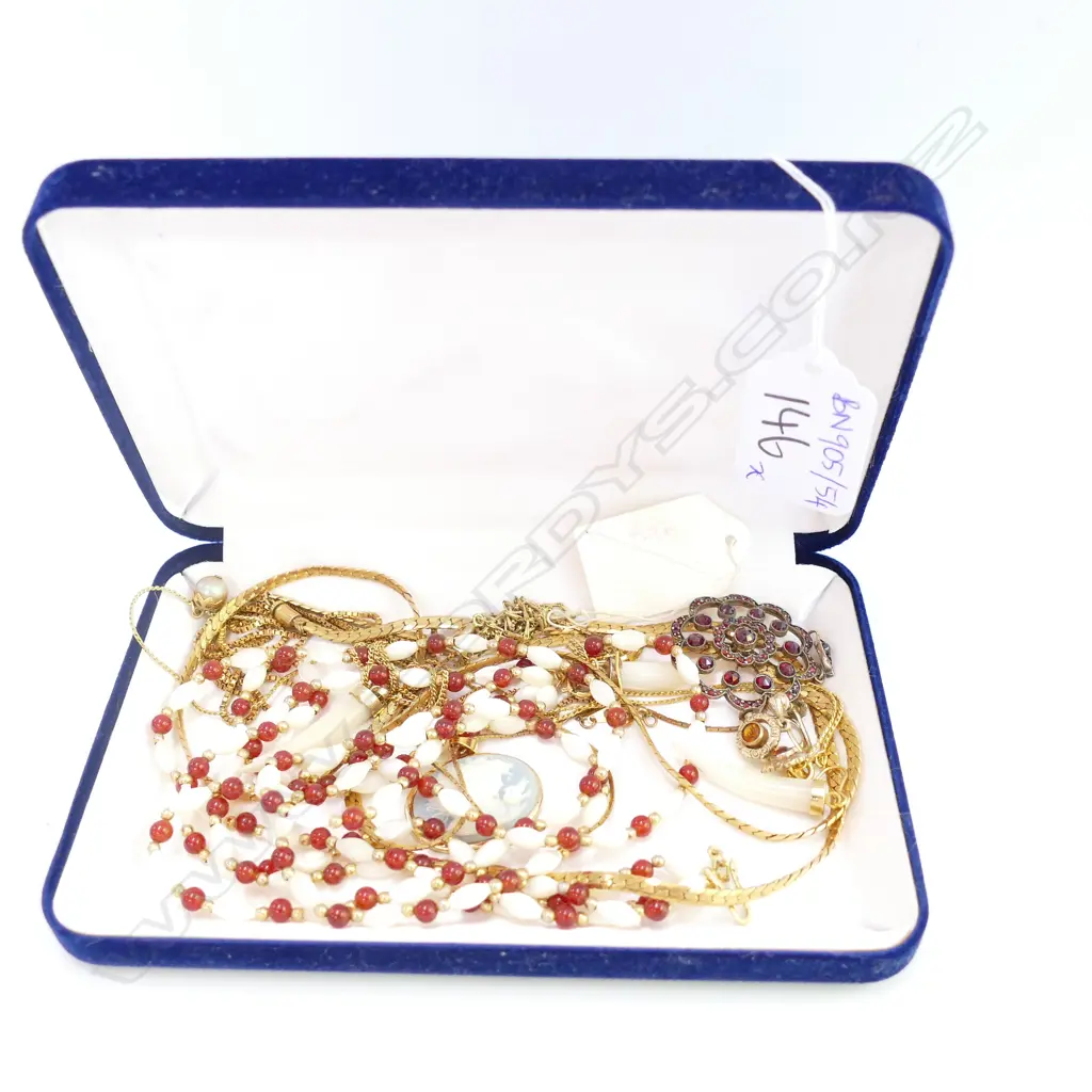COLLECTION OF COSTUME JEWELERY INCL. PR ROLLED GOLD EARRINGS Image 1++