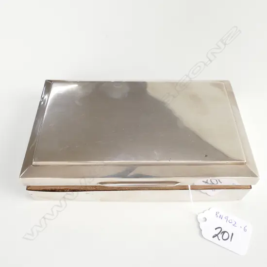 SILVER CIGARETTE BOX, CHESTER 1938 BY WALKER & HALL, MAHOGANY LINED