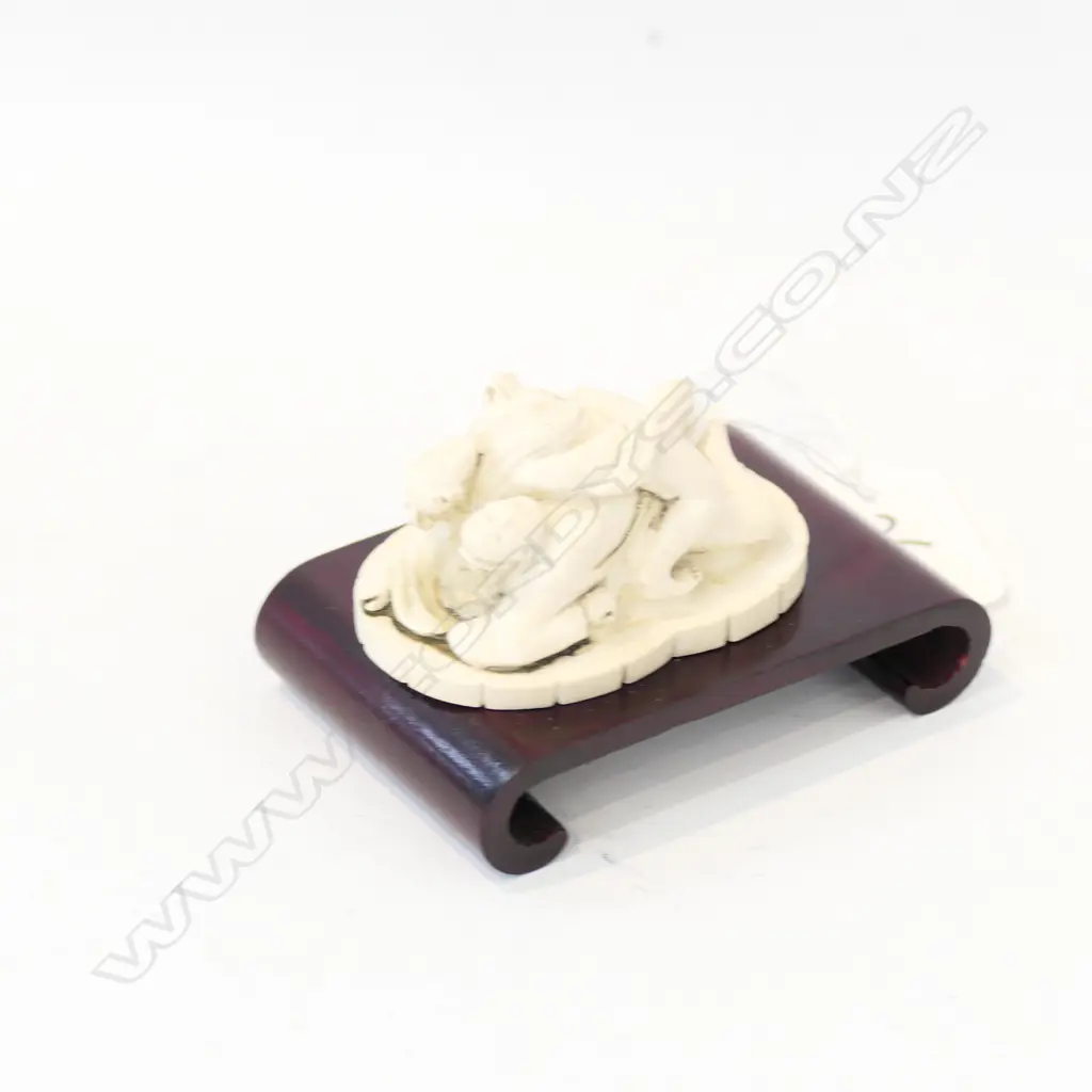 JAPANESE EROTIC PLASTIC DBLE FIGURE GROUP Image 1++