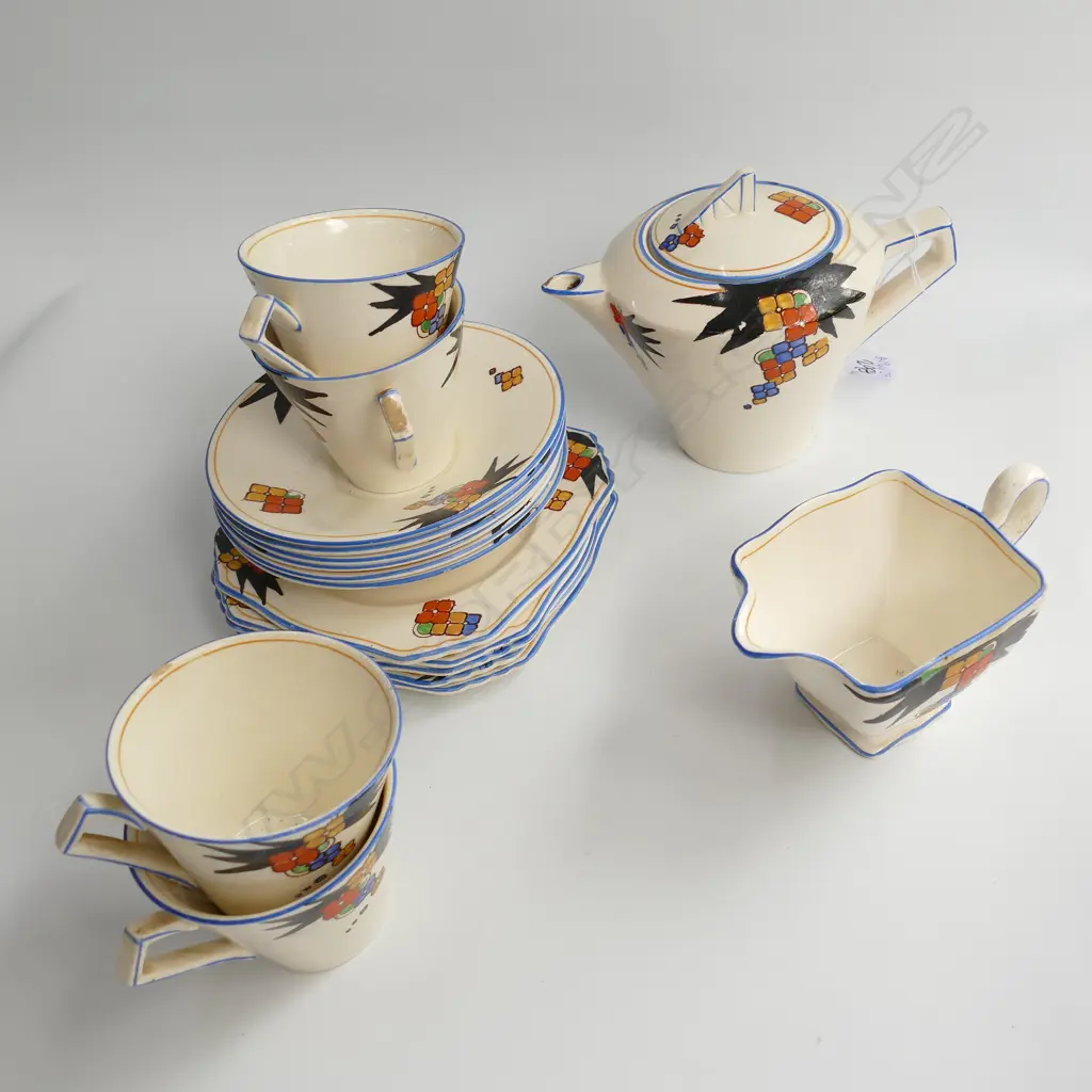 14 PCE ROYAL WINTON ART DECO TEA SET; TEAPOT, MILK, SUGAR, 4 TRIOS Image 1++