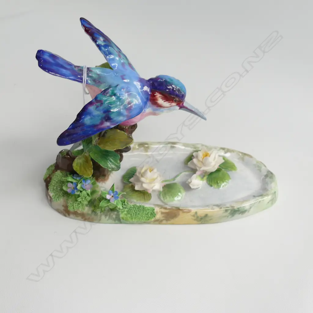 ROYAL CROWN STAFFORDSHIRE KINGFISHER OVER POND 180MM L Image 1++