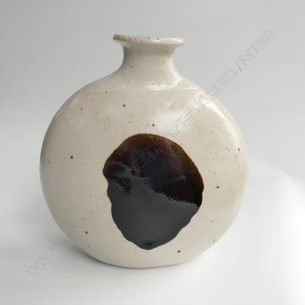ATTRIB. GRAEME STORM DISCOID STUDIO POTTERY VASE Image 1++