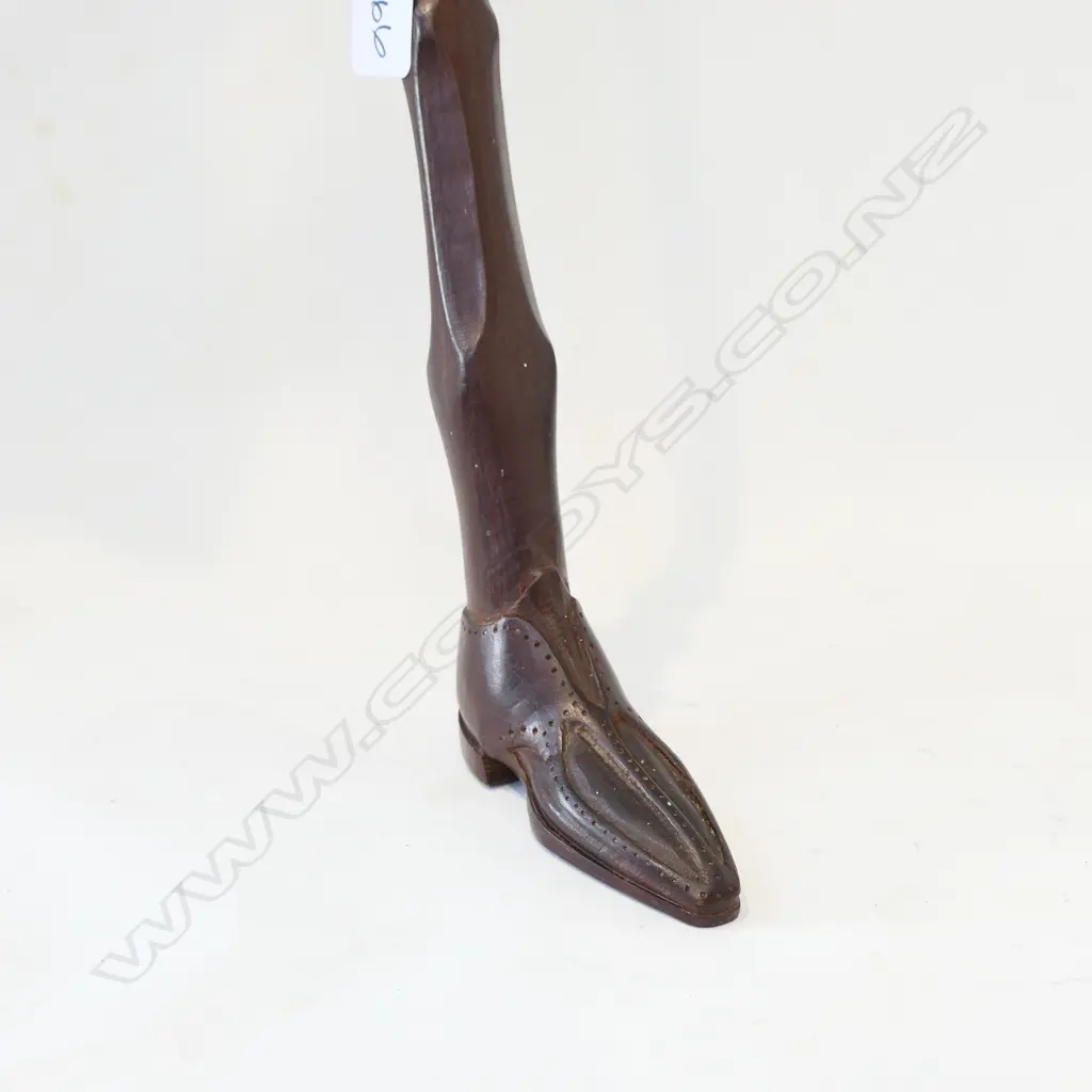 CARVED WOODEN WALKING STICK SHOE POSSIBLY VICTORIAN 930MM L Image 1++