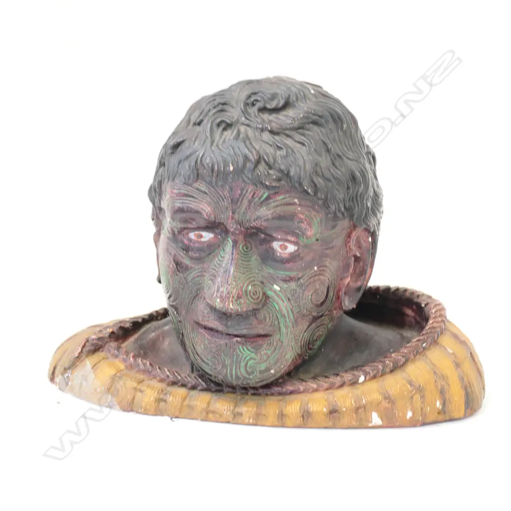 PLASTER MAORI BUST 240MM W Image 1++