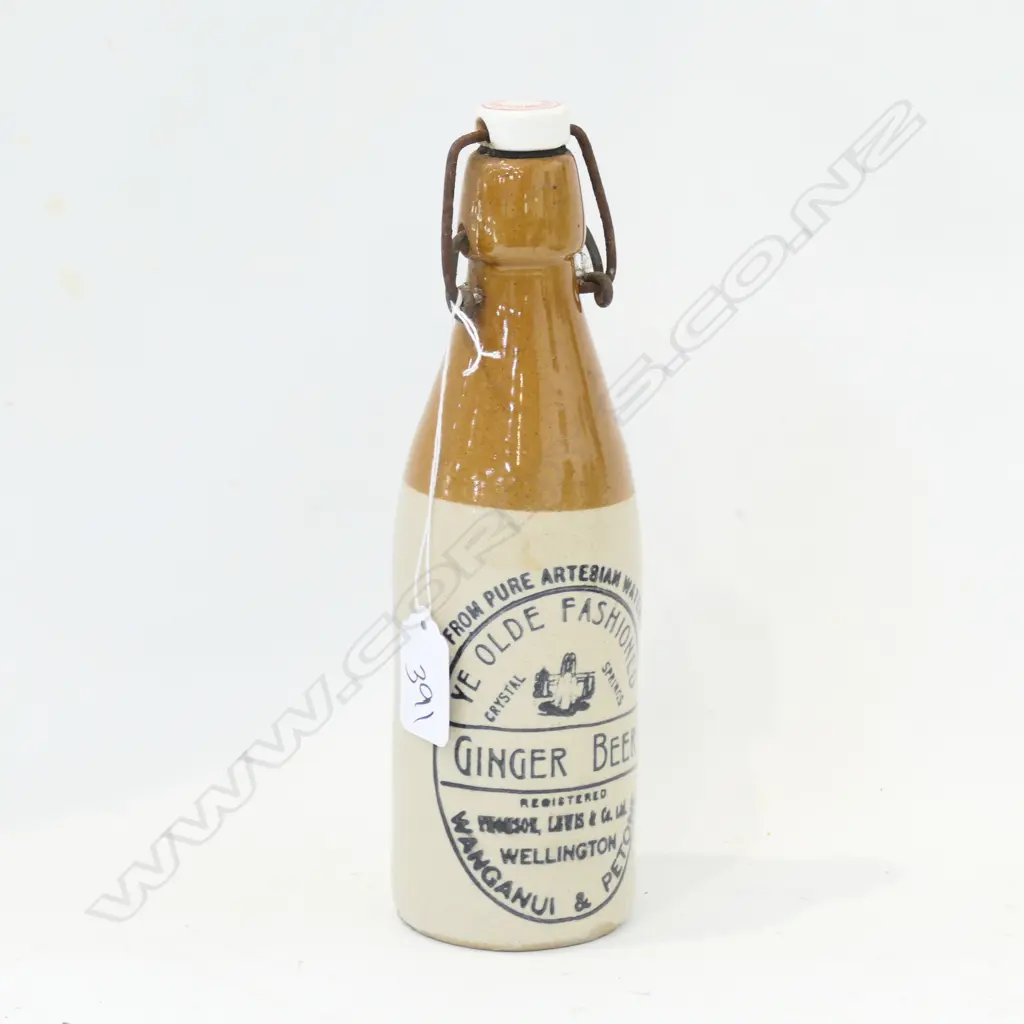 CRYSTAL SPRINGS NZ GINGER BEER BOTTLE 230MM H Image 1++