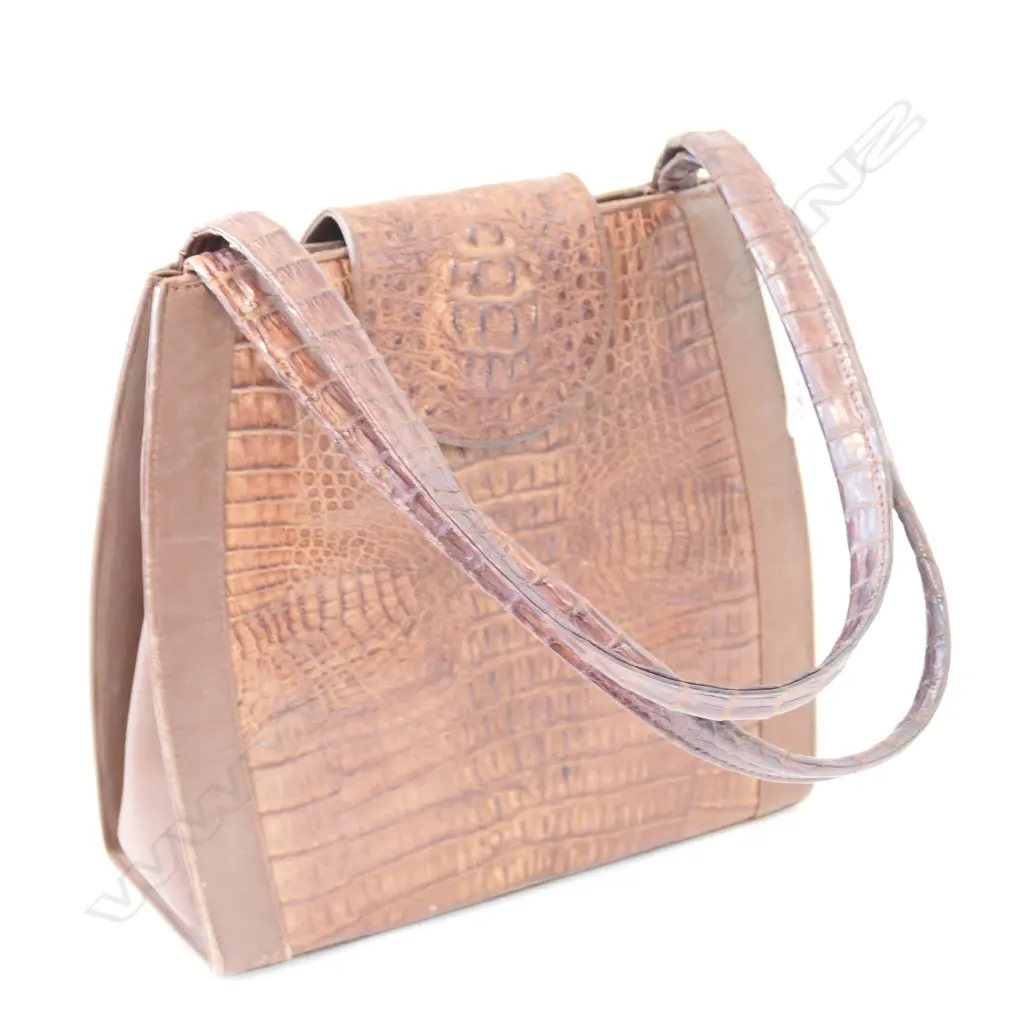 VINTAGE CROCODILE HANDBAG, W. 260MM Image 1++