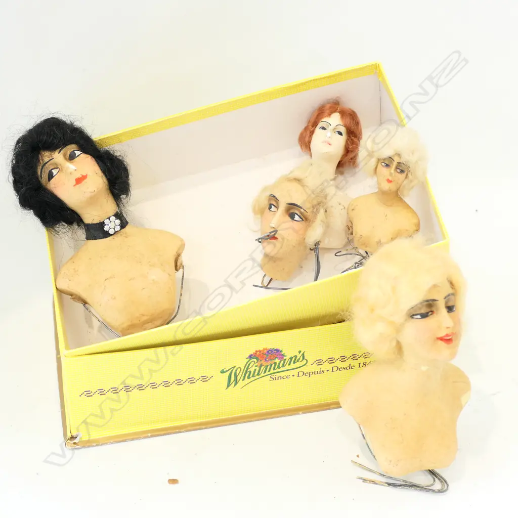 5X DOLLS HEADS IN CHOCOLATE BOX Image 1++