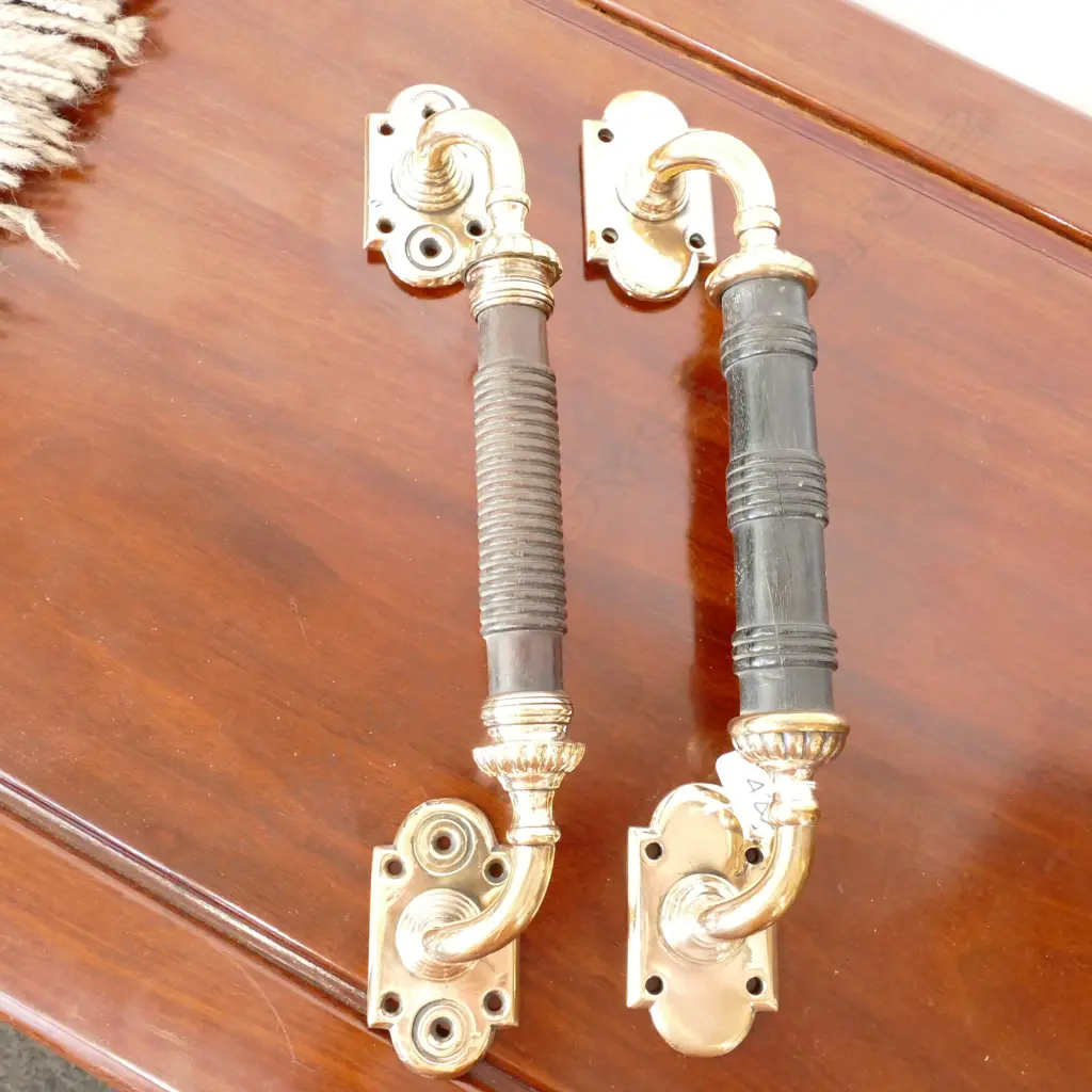 2 VICTORIAN BRASS & TURNED WOOD DOOR PULLS Image 1++