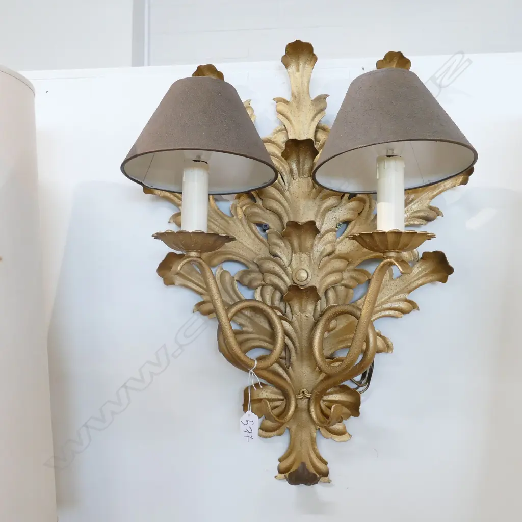 GILT METAL FOLIATE DESIGN SCONCE 600 H Image 1++