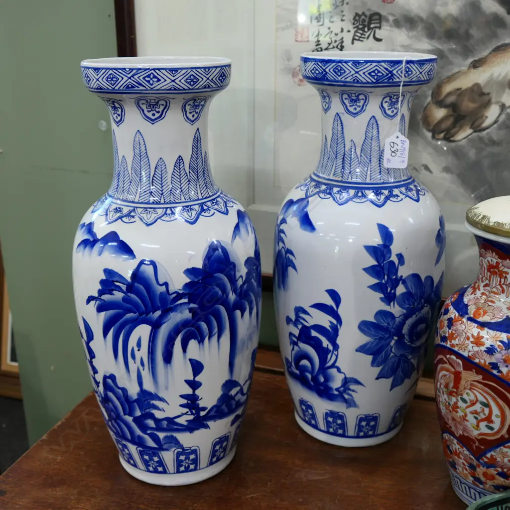 PR B/W CHINESE VASES 460MM H Image 1++