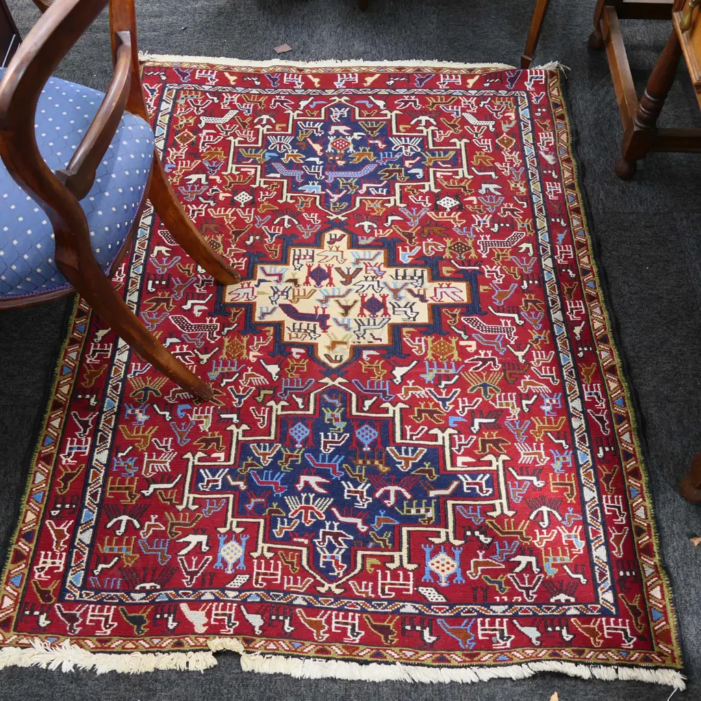 HAND WOVEN PICTORIAL RUG 1480 X 1170 MM Image 1++