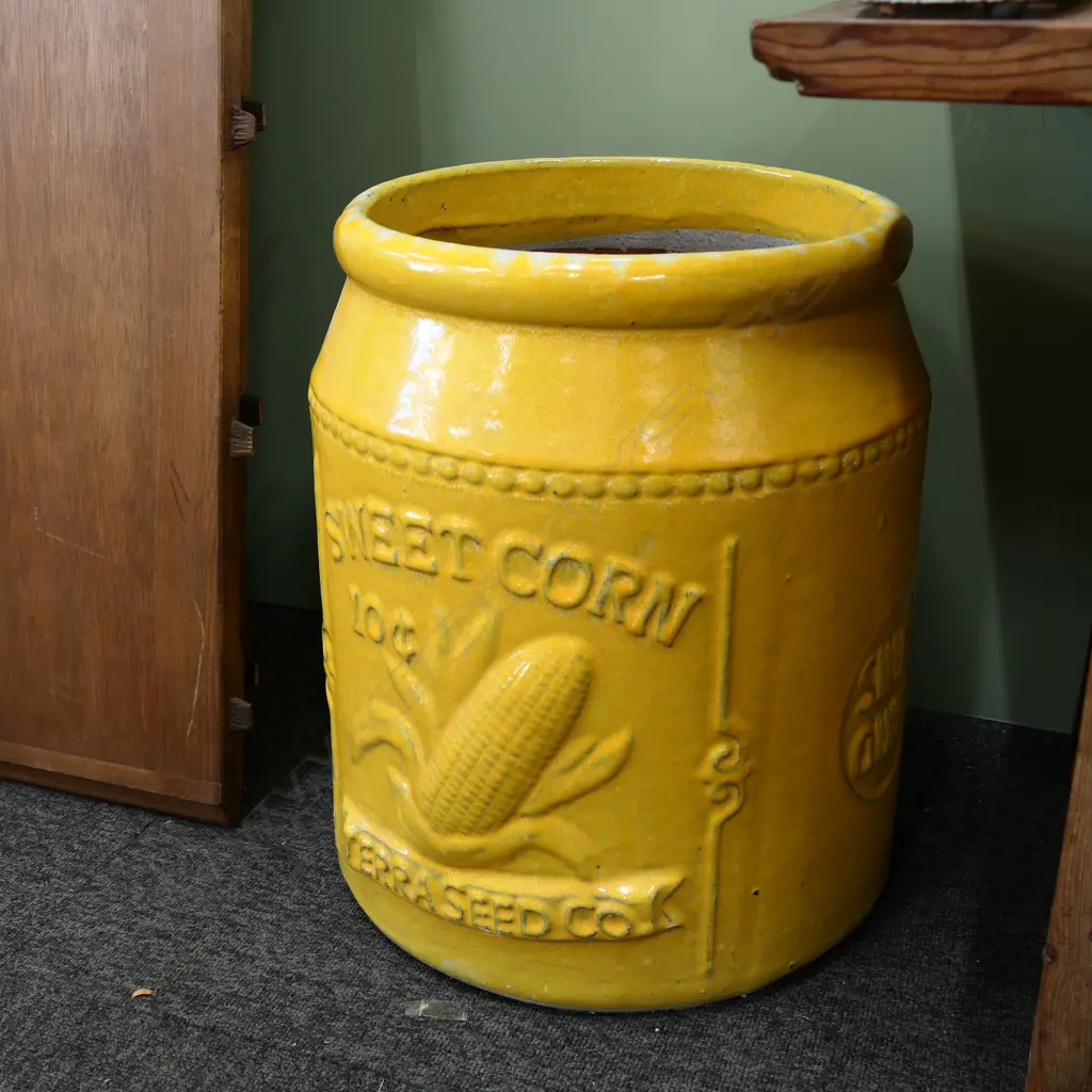 LARGE YELLOW CERAMIC CROCK 'SWEETCORN' 450MM H Image 1++