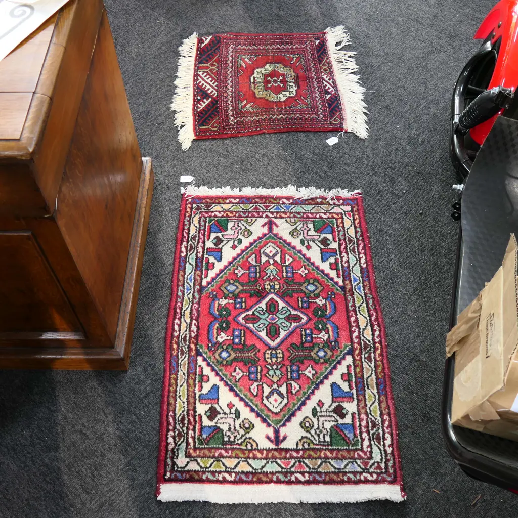 2 SMALL HAND WOVEN RUGS LARGEST 710 X 530MM  Image 1++