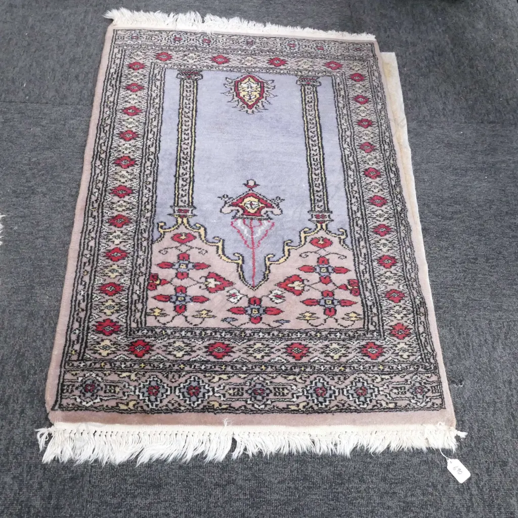 HAND KNOTTED PRAYER RUG 1000 X 620 MM Image 1++