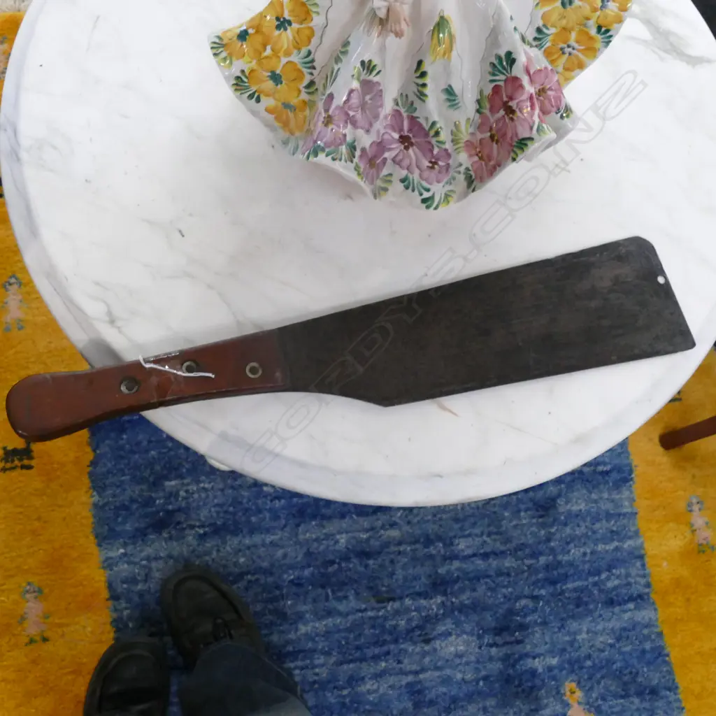 OLD MACHETE Image 1++